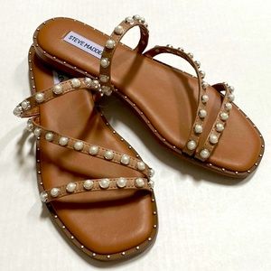 Steve Madden Skyler Studded Nude Pearl Sandals